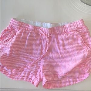 Vineyard vine shorts